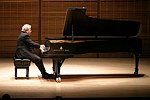 Emanuel Ax<br>at the Jed Foundation 4th. Annual Benefit at Carnegie Hall and the Essex House on 6-13-05.  photo by  Rob Rich copyright 2005 516-676-3939 robwayne1@aol.com