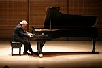 Emanuel Ax<br>at the Jed Foundation 4th. Annual Benefit at Carnegie Hall and the Essex House on 6-13-05.  photo by  Rob Rich copyright 2005 516-676-3939 robwayne1@aol.com