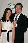 Rochelle Gores, Tom Arnold